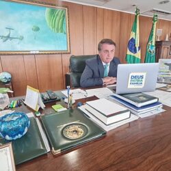 Bolsonaro usa “fake news” para defender restrição em demarcações de terras indígenas