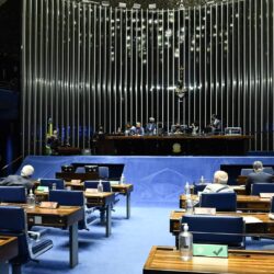 Centrão mira em cidades menores para seguir com força no Congresso