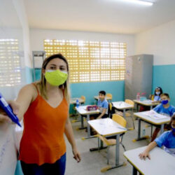 Professores de 43 cidades do Ceará conquistam reajuste salarial de 33,24%