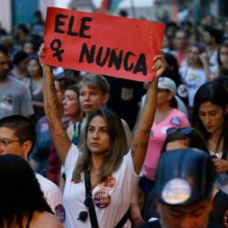 Minimizar o #EleNão à reação da máquina bolsonarista de ‘fake news’ é desvalorizar a luta das mulheres