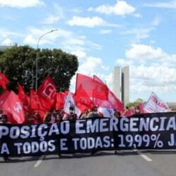 ‘Ocupa Brasília’ leva milhares de SPFS à frente do ministério da economia e aumenta a pressão sobre o governo