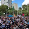 Em todo o país, professores vão às ruas pelo pagamento do piso salarial