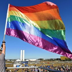 Entidades de defesa da diversidade sexual lançam cartas de compromisso para candidaturas