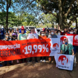Servidores federais tomam as ruas de Brasília por reposição emergencial de 19,99%