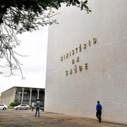 Histórico: Conselho Nacional de Saúde reprova por unanimidade contas do Ministério da Saúde