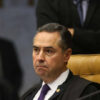 Barroso vota no plenário virtual e confirma suspensão do piso de enfermagem