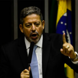 Servidores denunciam ‘manobra’ de Arthur Lira para aprovar reforma Administrativa