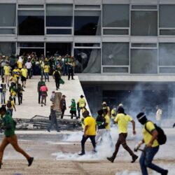 Apurar e punir os criminosos contra a democracia