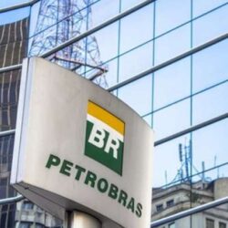 Privatizações em andamento são revogadas pelo presidente Lula