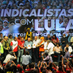 CUT e centrais discutem salário mínimo e correção da tabela do IR com Lula e Marinho