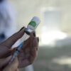 Após dois meses nos postos, apenas 17% do público esperado tomou a vacina bivalente