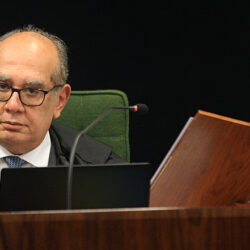 Julgamento sobre piso da enfermagem é suspenso no STF após pedido de Gilmar Mendes