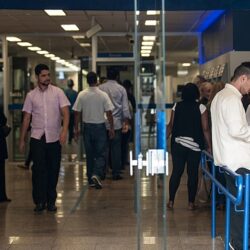 Serviços bancários sem taxas? Conheça este direito