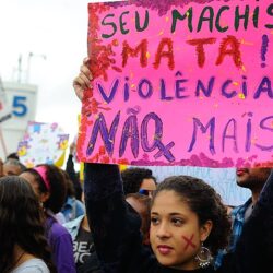 Agosto lilás: saiba como denunciar casos de violência contra mulher