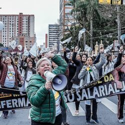 Nísia Trindade anuncia repasses para pagamento de piso da enfermagem