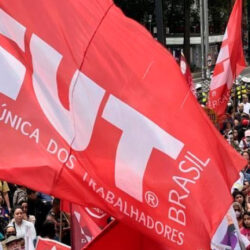 Política de valorização do salário mínimo foi conquista da CUT e demais centrais