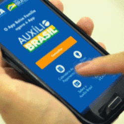 Saiba se você pode ter direito a R$ 15 mil por vazamento de dados do Auxílio Brasil