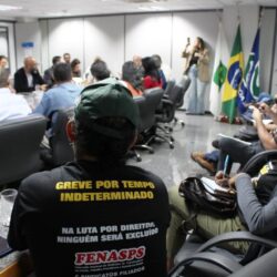 FENASPS PRESSIONA, E PRESIDENTE DO INSS GARANTE MESA DE NEGOCIAÇÃO PARA ESTA SEGUNDA-FEIRA, 12 DE AGOSTO