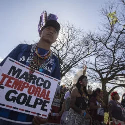 Por que os indígenas estão à frente dos protestos pelo clima e contra as queimadas no Brasil?