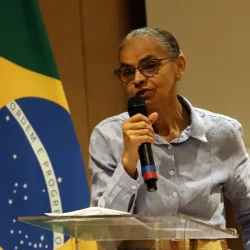 NOTA DE SOLIDARIEDADE DO COLETIVO VAMOS À LUTA À MINISTRA MARINA SILVA