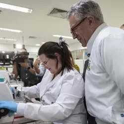 Centro de diagnósticos para câncer aumenta capacidade do SUS