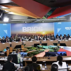 Brics aprova parceria para eliminar doenças socialmente determinadas