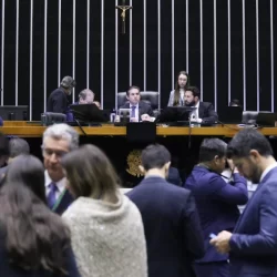 Câmara pode votar nesta semana a isenção do Imposto de Renda para quem ganha até R$ 5 mil