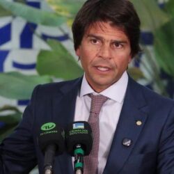 Reforma Administrativa é protocolada na Câmara com apoio mínimo