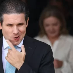 Resistência dos servidores contra a Reforma Administrativa faz deputados recuarem e ameaça o sonho de Hugo Motta