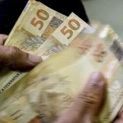 Balanço econômico: ‘Ano termina muito melhor do que o mercado esperou’, diz economista