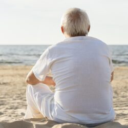 Idosos de 60 a 90 anos ficam livres do pagamento de três dívidas no Brasil em 2025 e 2026 e benefício já está confirmado