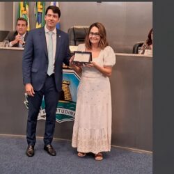 Evânia Severiano é homenageada por sua trajetória na defesa das pessoas com deficiência