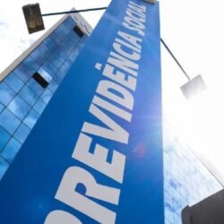 Por que é cada vez mais importante para os aposentados conhecerem seus direitos