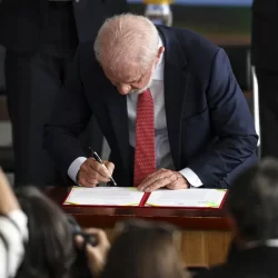 Lula veta integralmente PL da Dosimetria