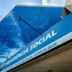 Agências do INSS abrem para atendimento extra neste sábado e domingo