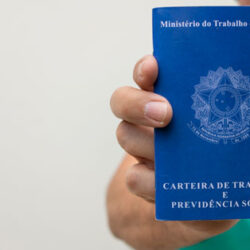 Câmara debate avanço da pejotização e alerta para riscos à Previdência e aos direitos trabalhistas