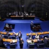 Alcolumbre trava tramitação da PEC do fim da 6×1 no Senado