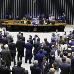 Serviço Público é Investimento: Servidores pressionam Congresso  para derrubar travas do PLDO 2027