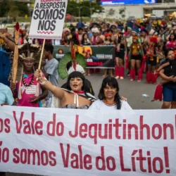 Maioria dos projetos no Congresso ameaçam indígenas, diz pesquisa
